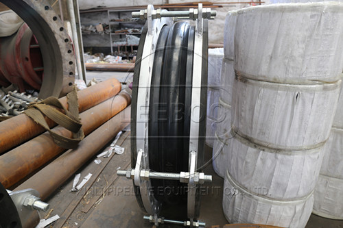 怎么維護(hù)耐油橡膠接頭